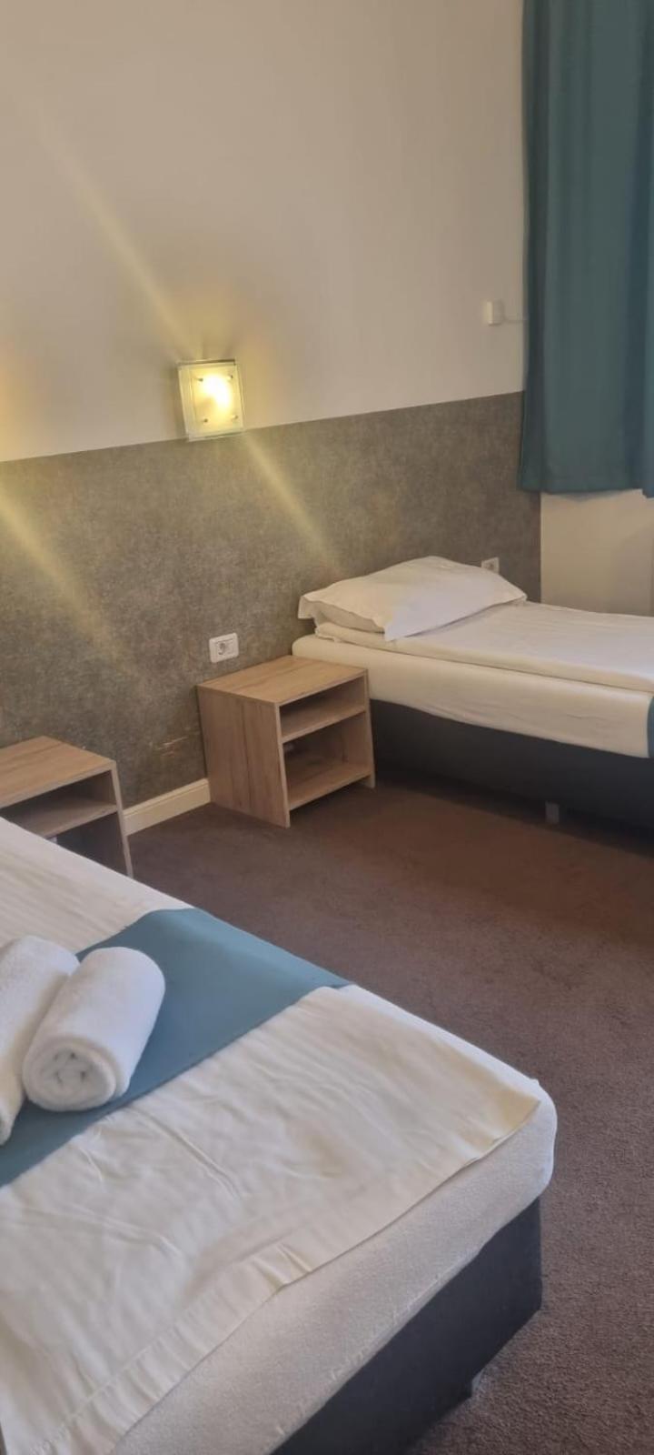 Motel Cet Arad Exterior foto